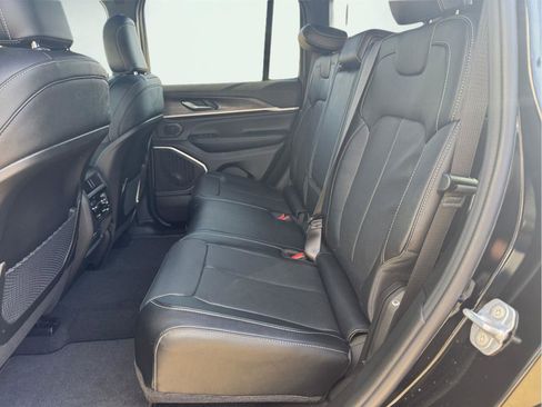New 2026 Jeep Grand Cherokee Limited AWD/4WD image 13