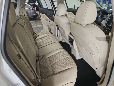 Used 2019 Nissan Murano Platinum AWD/4WD image 11