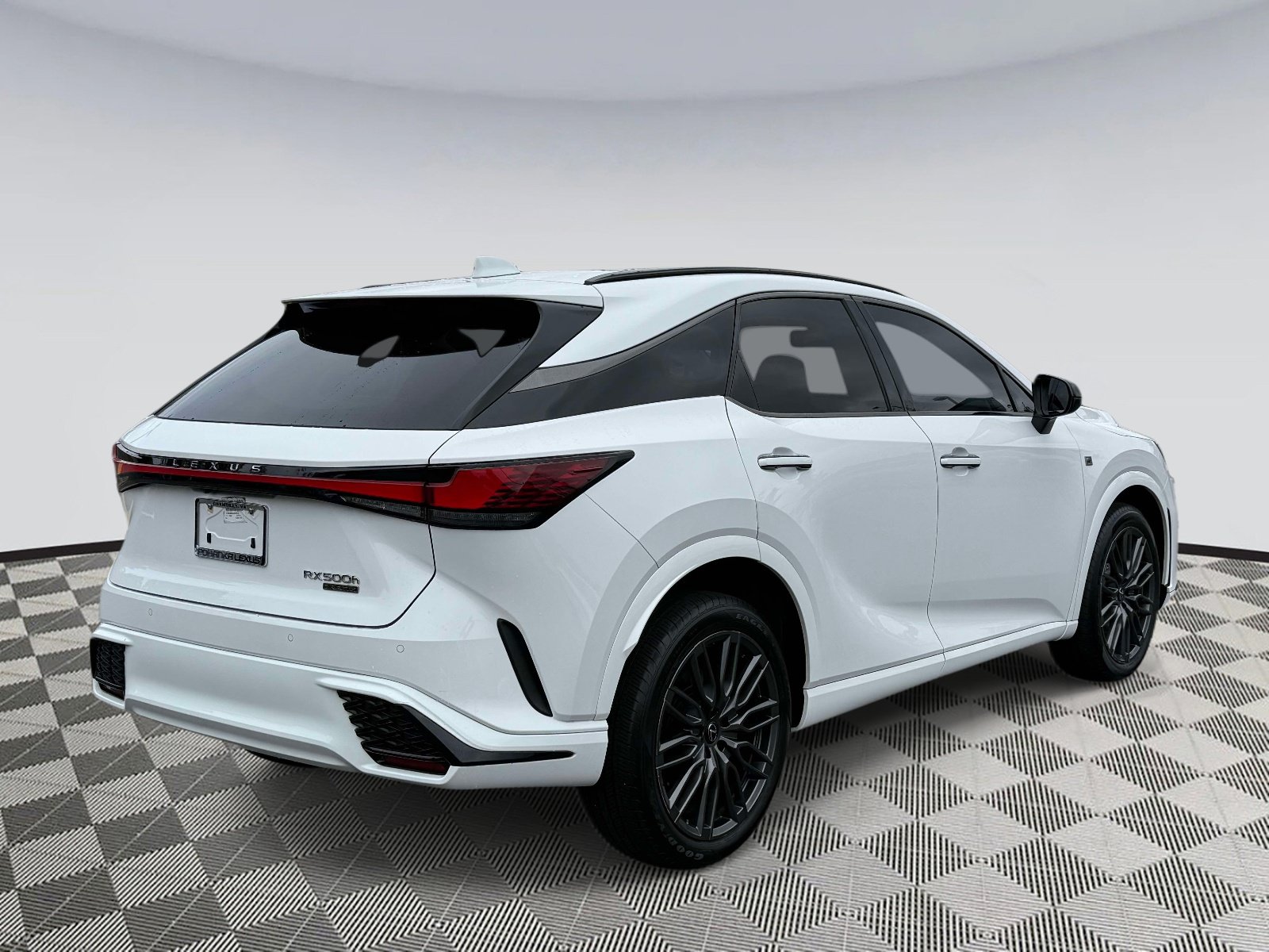 Used 2024 Lexus RX 500h F Sport w/ Cold Area Package AWD/4WD image 2