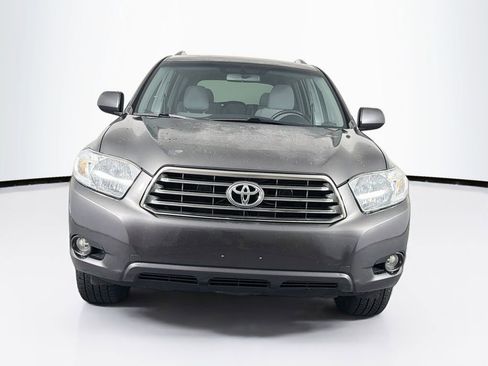 Used 2009 Toyota Highlander Sport FWD image 2
