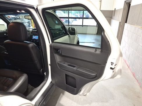 Used 2012 Ford Escape Limited AWD/4WD image 23