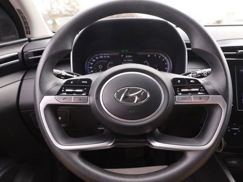 Used 2024 Hyundai Tucson SEL image 11