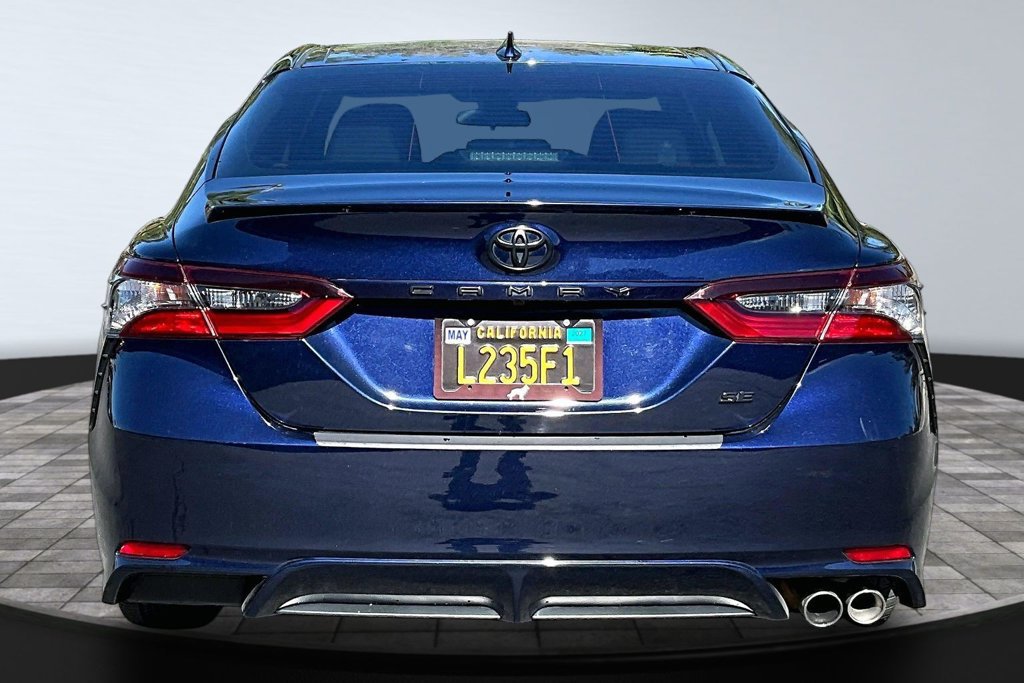 Used 2022 Toyota Camry SE w/ Carpet Mat Package (TMS) FWD image 23