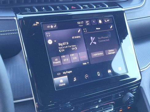 Used 2023 Jeep Grand Cherokee L Altitude image 24