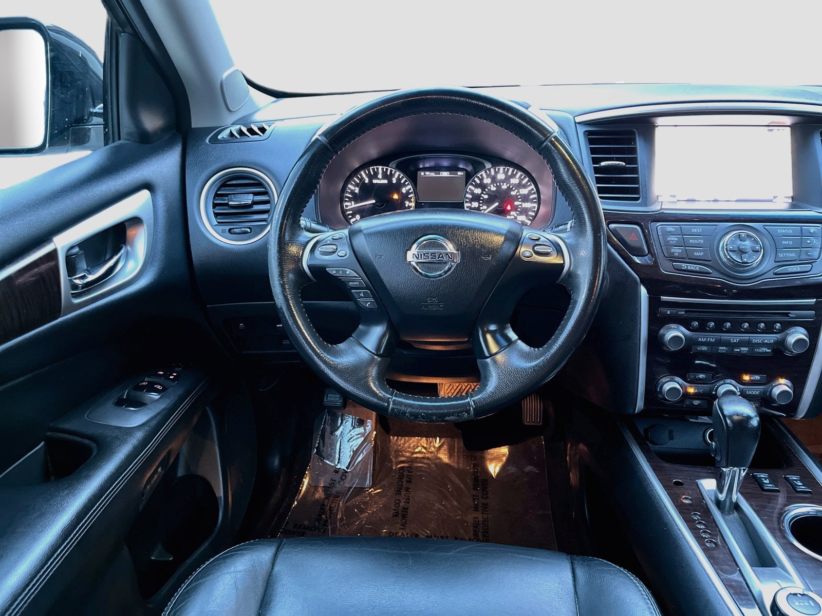 Used 2014 Nissan Pathfinder SL w/ SL Tech Package AWD/4WD image 22