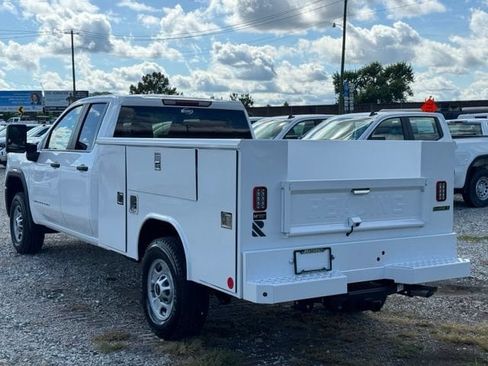 New 2026 GMC Sierra 2500 Pro w/ Convenience Package AWD/4WD image 4