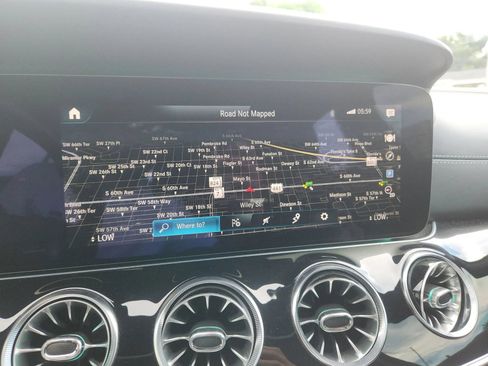 Used 2021 Mercedes-Benz AMG GT 43 w/ Driver Assistance Package image 34
