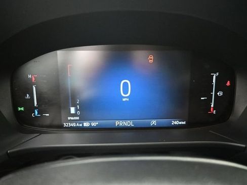 Used 2025 Ford Escape ST-Line AWD/4WD image 11