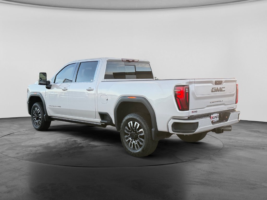 Used 2025 GMC Sierra 2500 Denali Ultimate AWD/4WD image 7