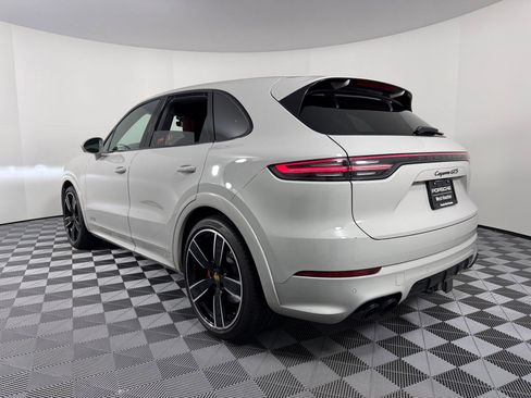 Certified 2022 Porsche Cayenne GTS image 3