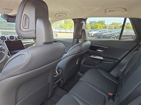 New 2025 Mercedes-Benz GLC 350e 4MATIC image 27