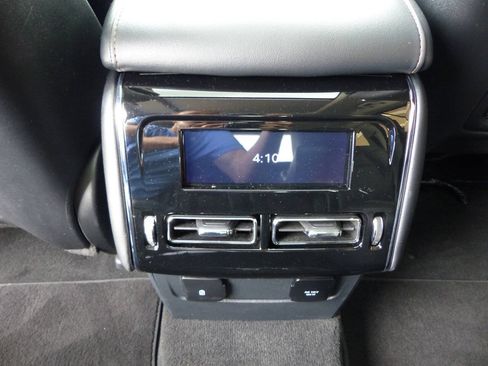 Used 2025 Lincoln Aviator AWD image 40