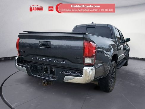 Certified 2022 Toyota Tacoma SR5 image 5