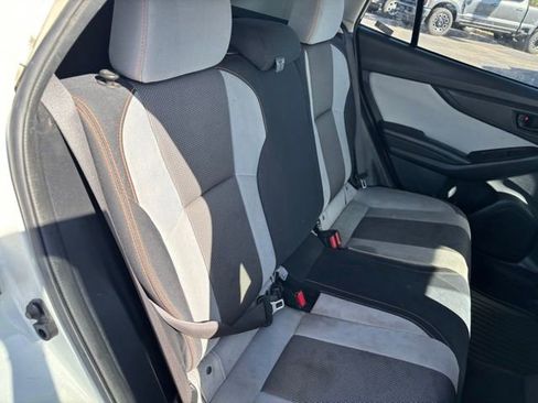 Used 2018 Subaru Crosstrek 2.0i Premium w/ Moonroof Package AWD/4WD image 21