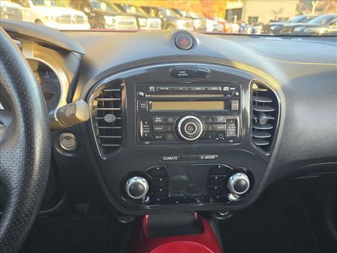 Used 2012 Nissan Juke SV w/ Sport Pkg image 10