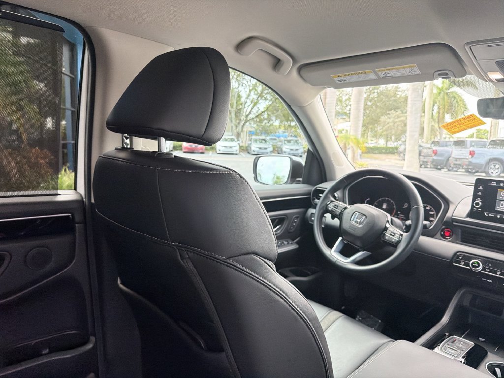 Certified 2025 Honda Pilot EX-L image 17