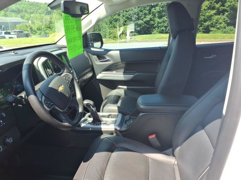 Used 2022 Chevrolet Colorado ZR2 AWD/4WD image 7