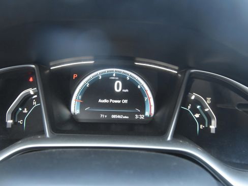 Used 2018 Honda Civic EX-L image 16