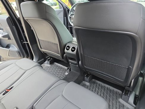 Certified 2026 Mercedes-Benz GLB 250 4MATIC image 11