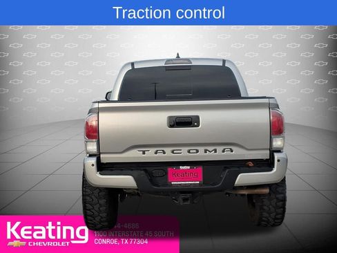 Used 2021 Toyota Tacoma TRD Off-Road image 7