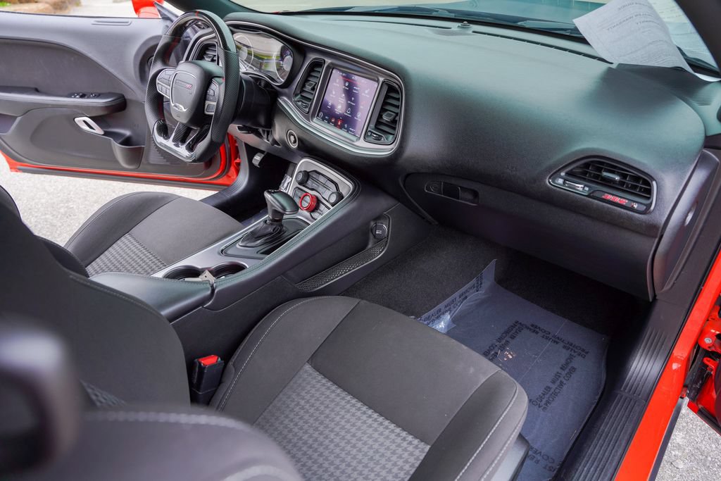 Used 2020 Dodge Challenger R/T Scat Pack w/ Dynamics Package RWD image 30