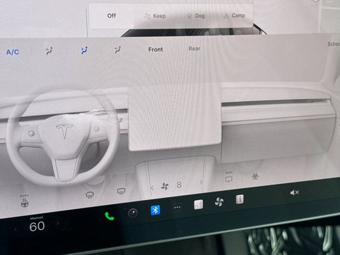 Used 2023 Tesla Model Y Long Range AWD/4WD image 21