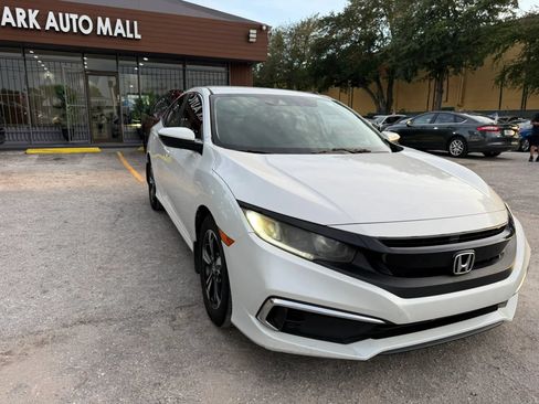 Used 2019 Honda Civic LX image 3
