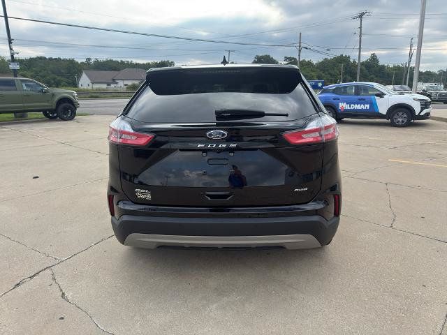 Certified 2023 Ford Edge SEL AWD/4WD image 5
