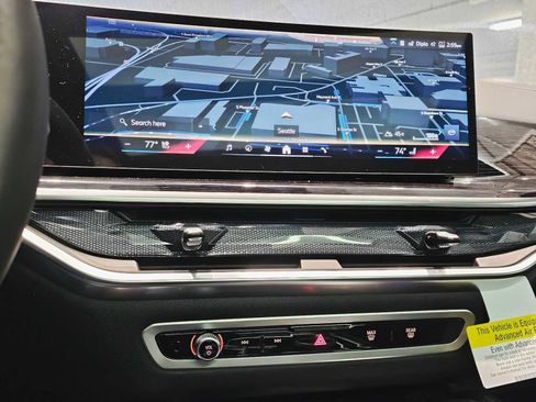 New 2026 BMW X6 xDrive40i w/ Executive Package image 16