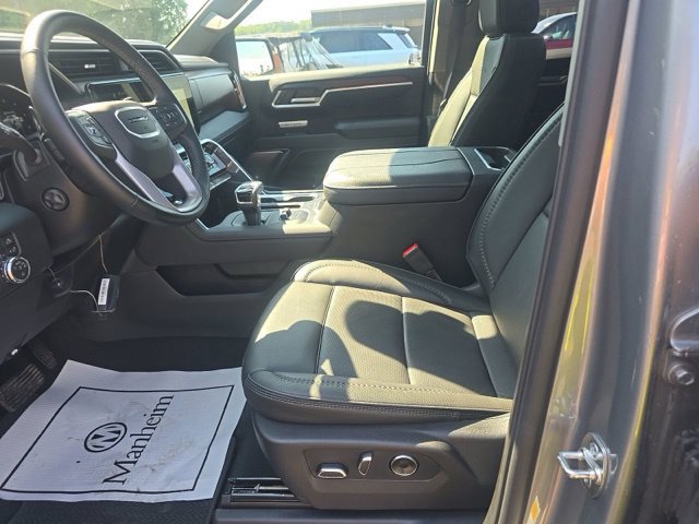 Used 2026 GMC Sierra 1500 Denali w/ Technology Package AWD/4WD image 9
