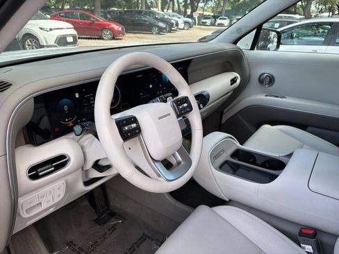 Used 2026 Hyundai Palisade SEL AWD/4WD image 32