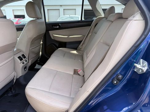 Used 2015 Subaru Outback 3.6R Limited image 21