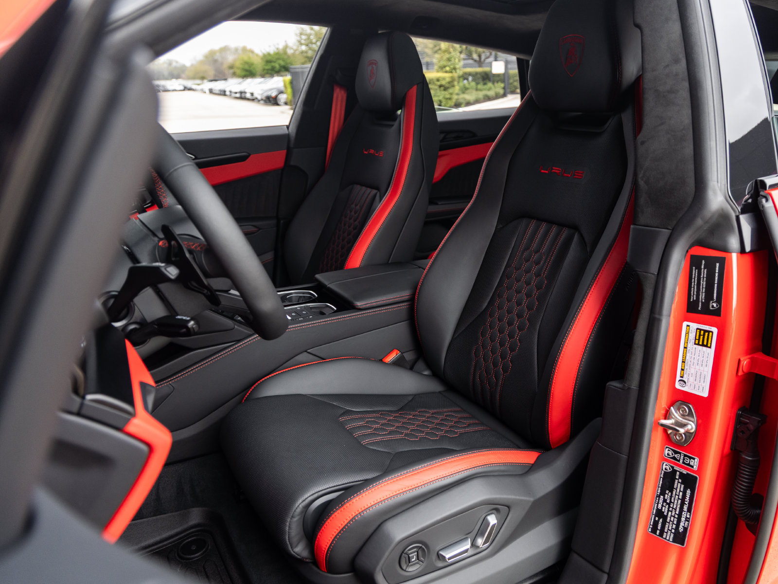 Used 2024 Lamborghini Urus S AWD/4WD image 28