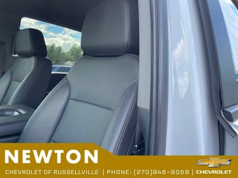Used 2021 GMC Sierra 3500 4x4 Crew Cab w/ Convenience Package image 5