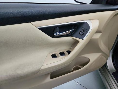 Used 2015 Nissan Altima 2.5 S w/ Power Driver Seat Package FWD image 20