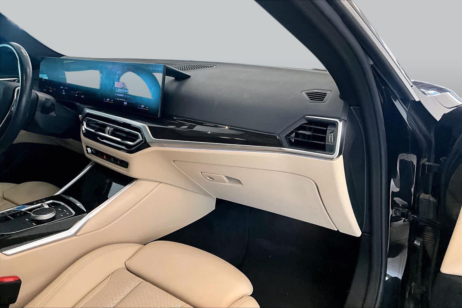 Used 2023 BMW i4 eDrive35 w/ Premium Package RWD image 17