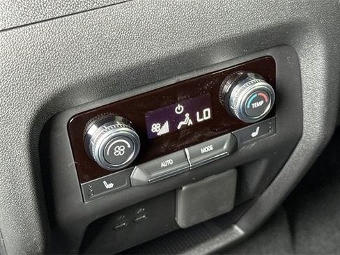 New 2026 GMC Acadia AT4 w/ Luxury Package image 14