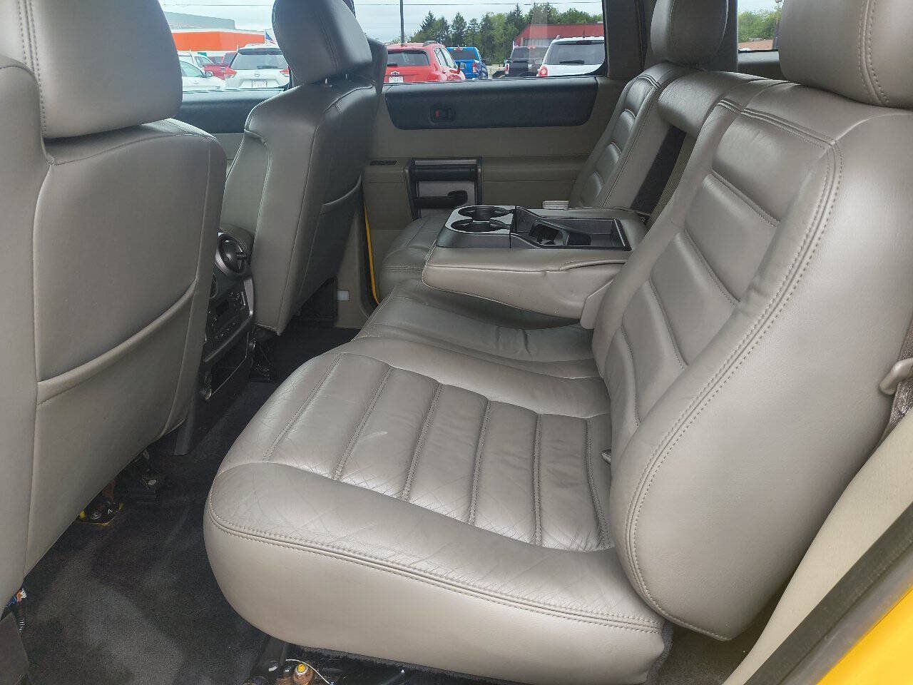Used 2003 HUMMER H2 w/ Preferred Equipment Group AWD/4WD image 13