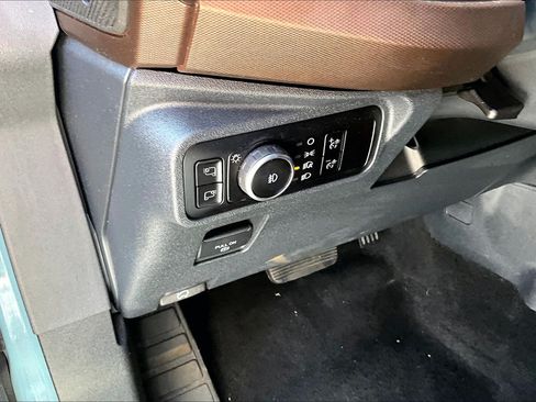 Used 2023 Ford Bronco Outer Banks AWD/4WD image 32
