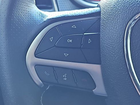 Used 2017 Dodge Challenger SRT Hellcat image 19