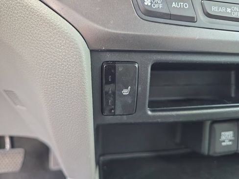 Used 2020 Honda Pilot EX image 20
