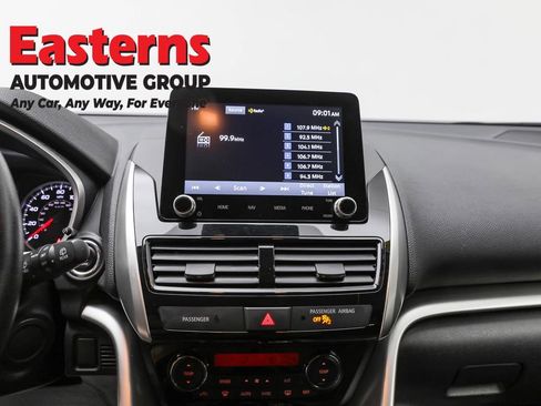 Used 2024 Mitsubishi Eclipse Cross SE image 12