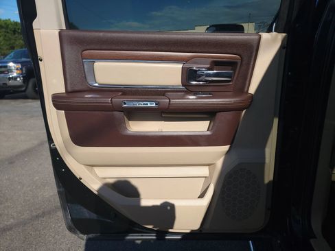 Used 2016 RAM 2500 Laramie RWD image 13