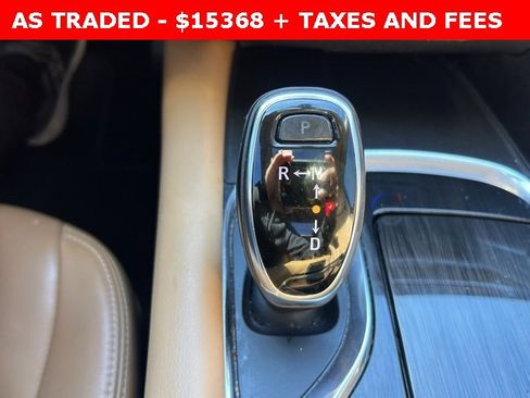 Used 2019 Buick Enclave Essence image 27