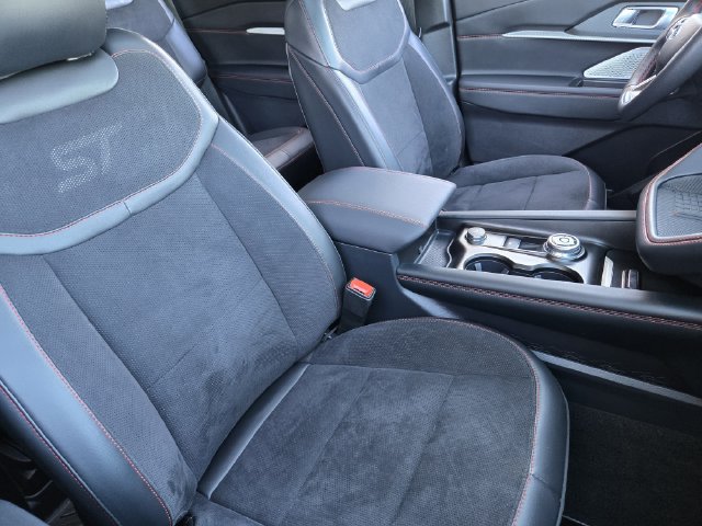 Used 2025 Ford Explorer ST w/ Sun And Sound Package AWD/4WD image 15