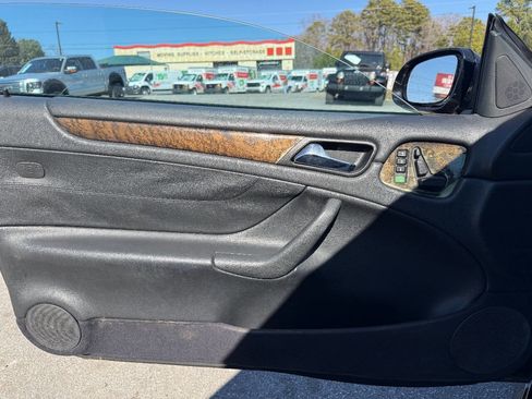 Used 2002 Mercedes-Benz CLK 430 Cabriolet image 13