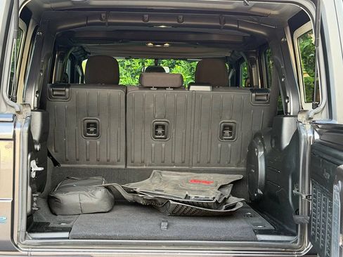 Used 2023 Jeep Wrangler Unlimited AWD/4WD image 18