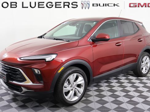 Certified 2024 Buick Encore GX Preferred FWD image 4