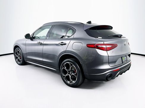 Used 2023 Alfa Romeo Stelvio Veloce AWD/4WD image 5