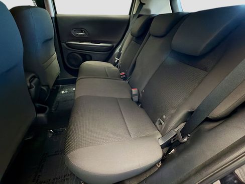 Used 2021 Honda HR-V LX image 13